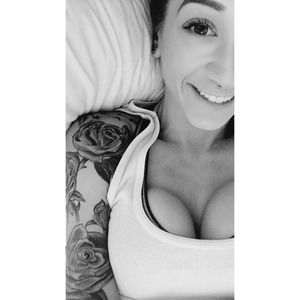 Meet your Posher, Pauline